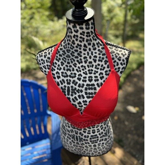 Women's Elastic Trim Triangle Bikini Top Shade & Shore Red size 38D Halter New - Picture 8 of 13